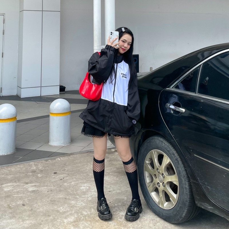 Áo khoác 𝐖𝐢𝐧𝐝𝐛𝐫𝐞𝐚𝐤𝐞𝐫 𝐋𝐎𝐆𝐎 / THOXRI