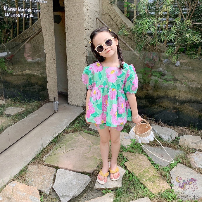 Bộ Áo Tay Phồng In Hoa + Quần Short Đáng Yêu Thời Trang Hàn Quốc Cho Bé Gái