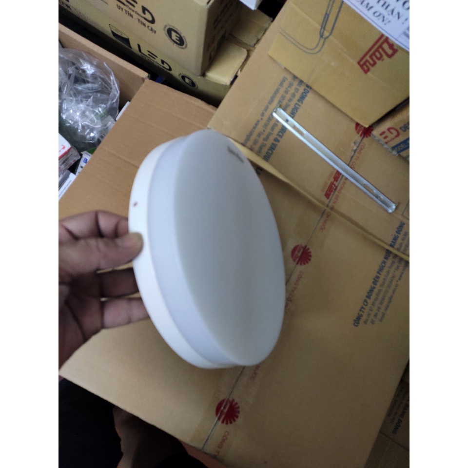 Đèn LED nổi ốp trần tròn tràn viền 18W đế nhựa LN12N 220/18W