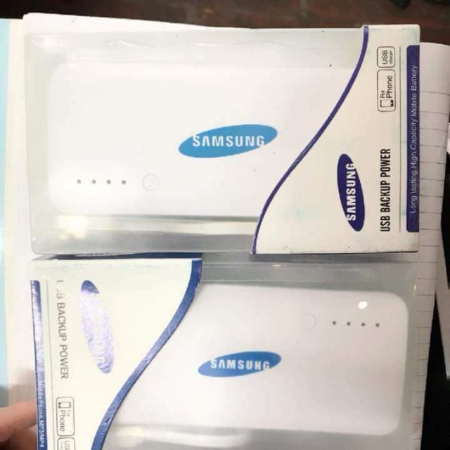 Sạc dự phòng rất tiện lợi cho mọi máy điện thoại shop mình đang sale giá cực rẻ