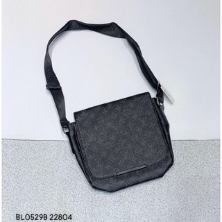tui nam lv Gucci