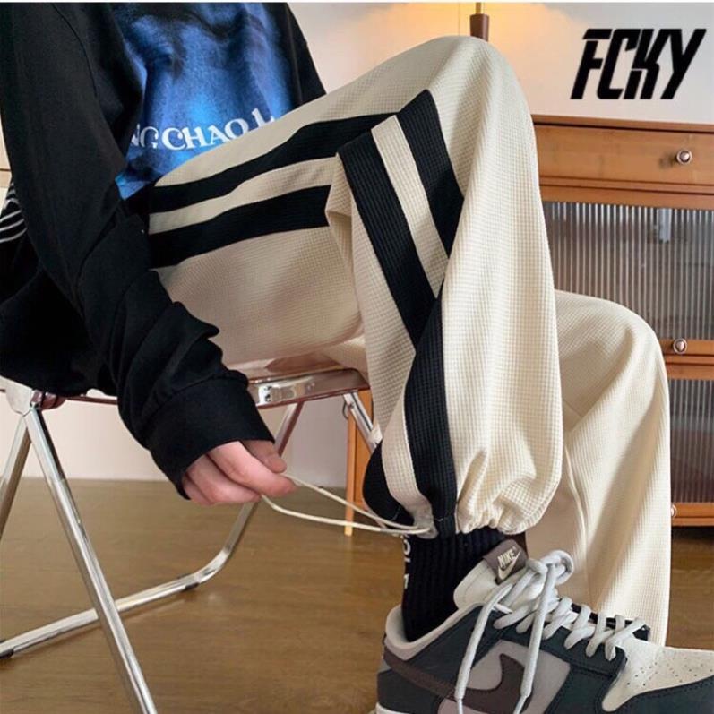 [Xả kho] Quần Jogger Zin Ống Rộng Nam Nữ Thể Thao 3 Sọc Dây Rút Bo Gấu(Hàng Sẵn)