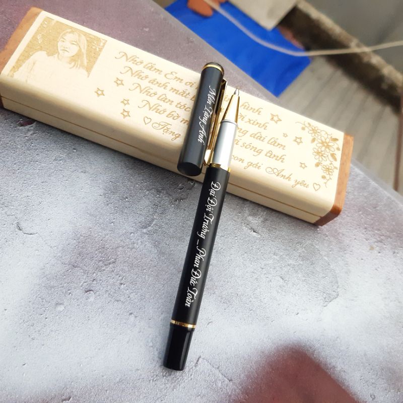 Bút ký khắc tên BYL_001/Bút bi vỏ kim loại/Quà sinh nhật/Quà tặng đối tác, nhân viên/Miễn phí khắc tên theo yêu cầu