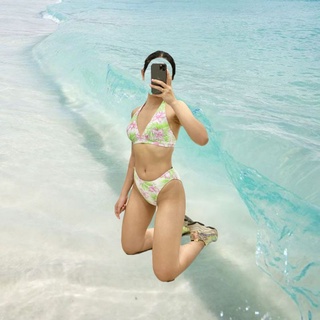 Bikini hai mảnh đủ mẫu