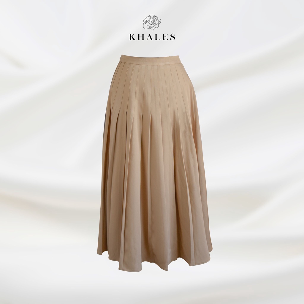Chân váy xếp ly dáng dài KHALES Kate màu be loại xếp vừa vải kaki kiểu váy midi