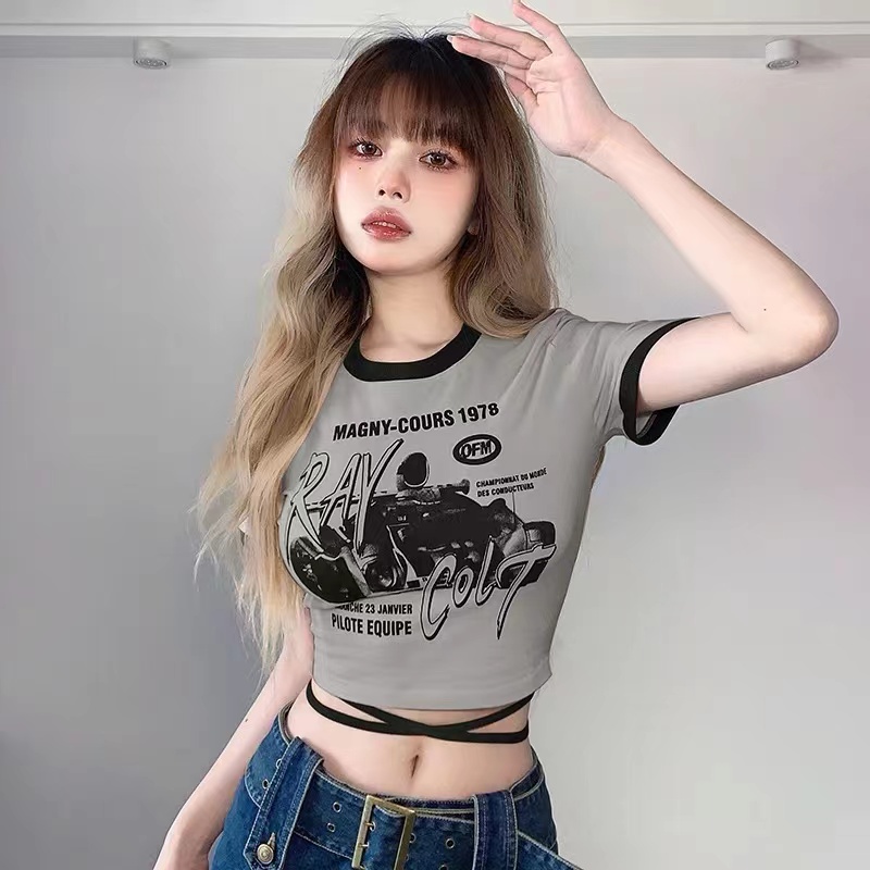 Áo thun nữ BH cổ tròn ngắn tay in hình phong cách retro