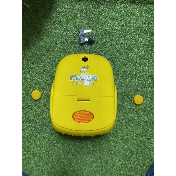 Bộ cốp trước xe điện Ninja màu vàng