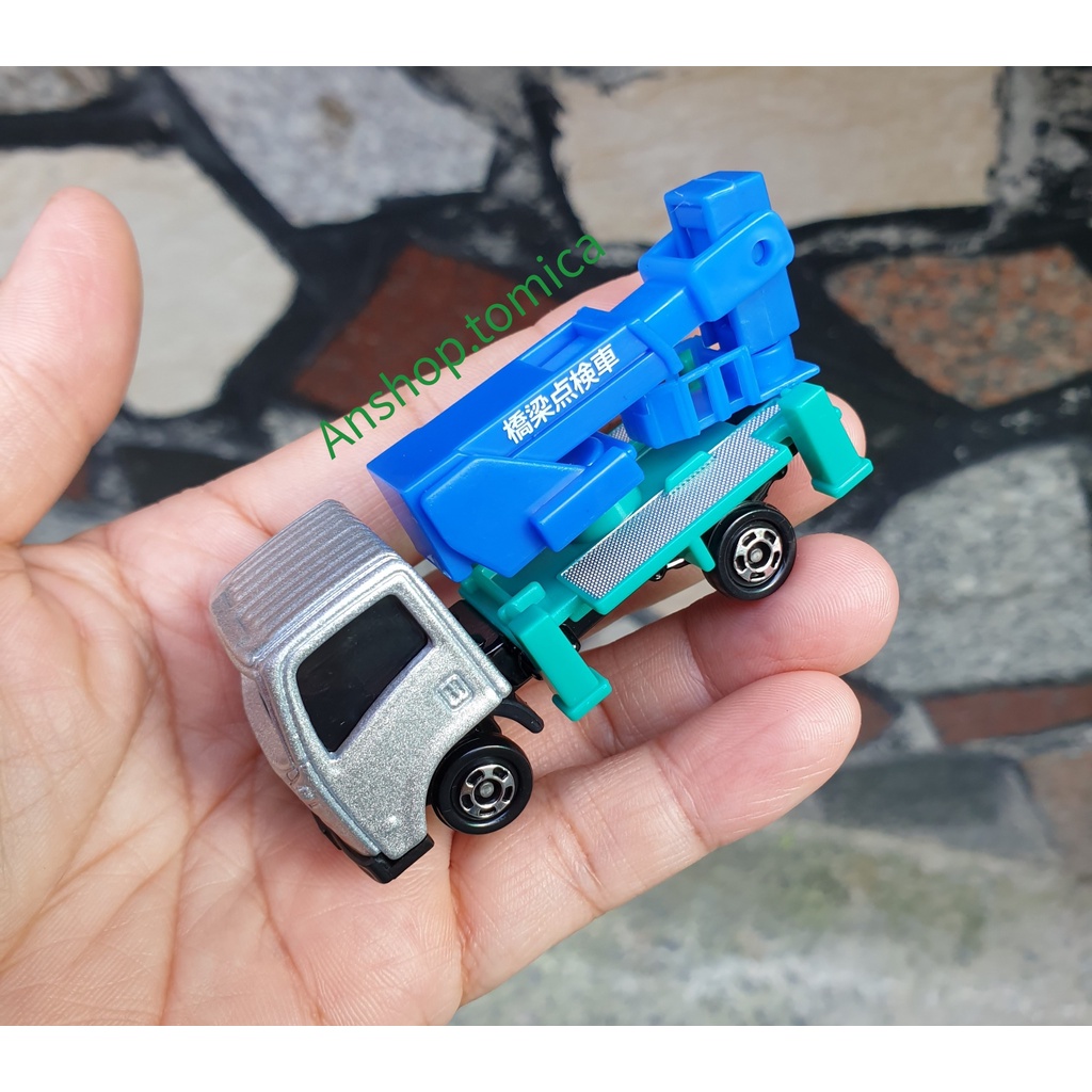 Xe mô hình tĩnh tomica Nhật Bản