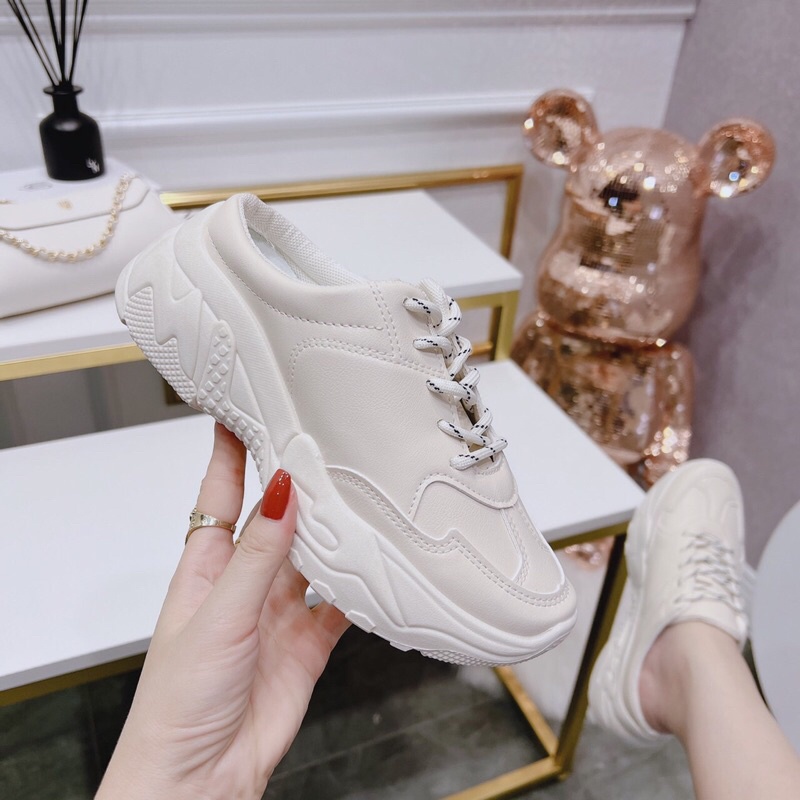 [MUA 1 TẶNG 1] Giày sục kem cao 5 phân HOT (tặng vớ)