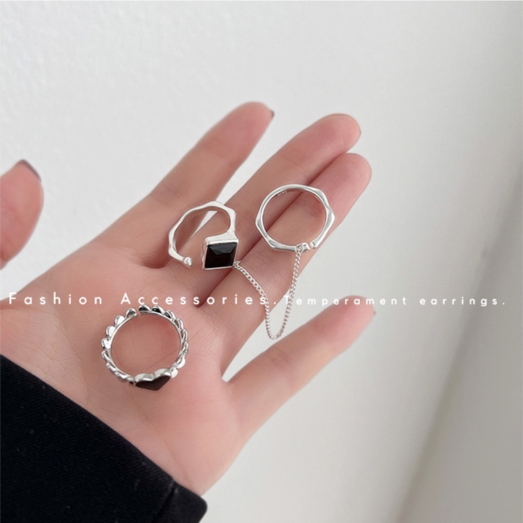 Set Nhẫn Đính Đá Pha Lê Đen Phối Tua Rua Hình Vuông/Trái Tim Thời Trang