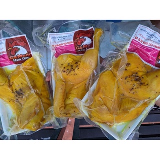 Gà ủ muối hoa tiêu nửa con