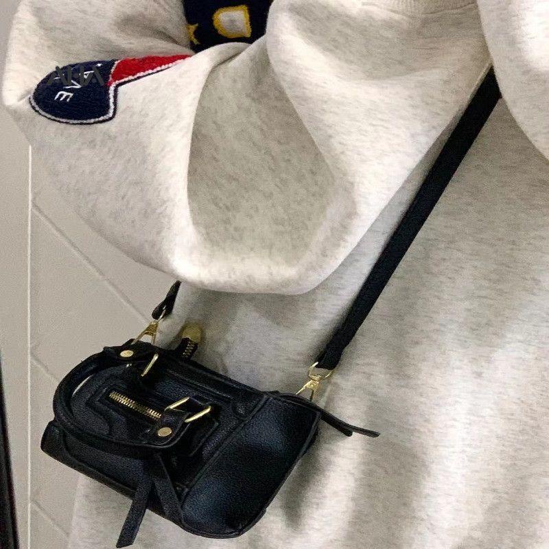 Túi đeo chéo AHA OFFICIAL mini thiết kế độc đáo dễ phối đồ thời trang cho nữ