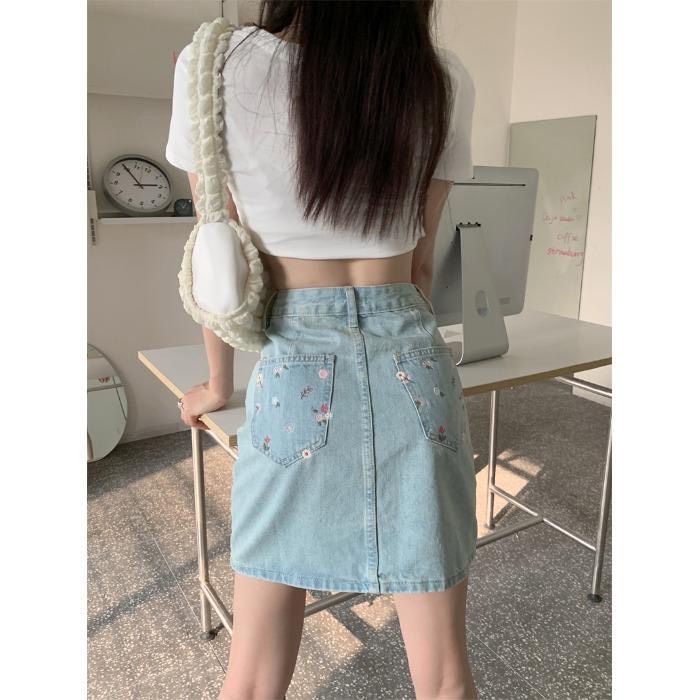 Chân Váy Chữ A Ngắn Vải Jean Mềm Mịn Thiêu Hoa 2 Túi Sau Chân Váy Bò Denim  Lưng Cao Chữ A Ulzzang Hàn Quốc Cv25701