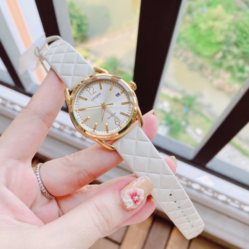 ĐỒNG HỒ NỮ CHÍNH HÃNG CITIZEN FE6082-08P Eco Drive dây da cao cấp, mặt viền vàng sang trọng