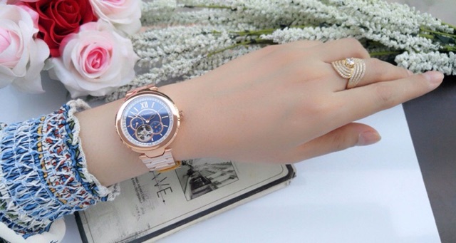 Đồng hồ nữ Wittnauer màu rosegold automatic