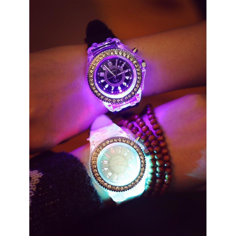 [QUÁ ĐẸP] ĐỒNG HỒ NAM NỮ DÂY SILICON GENEVA G02 PHÁT SÁNG 7 MÀU SIÊU ĐẸP | BigBuy360 - bigbuy360.vn