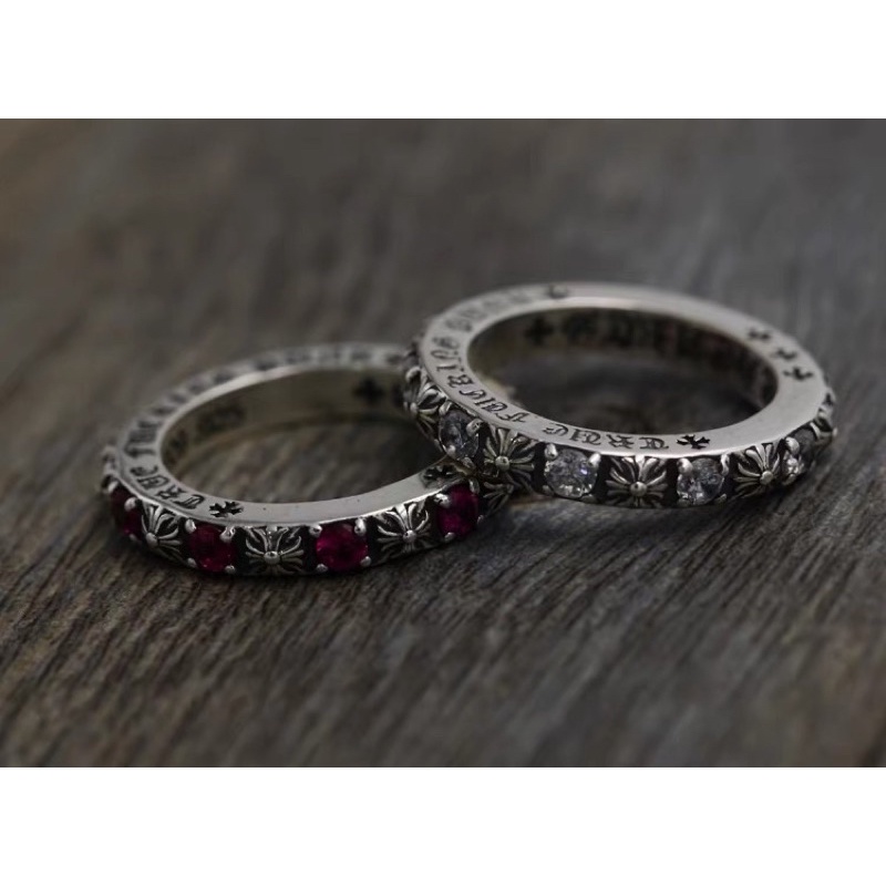 Nhẫn chromehearts đính đá