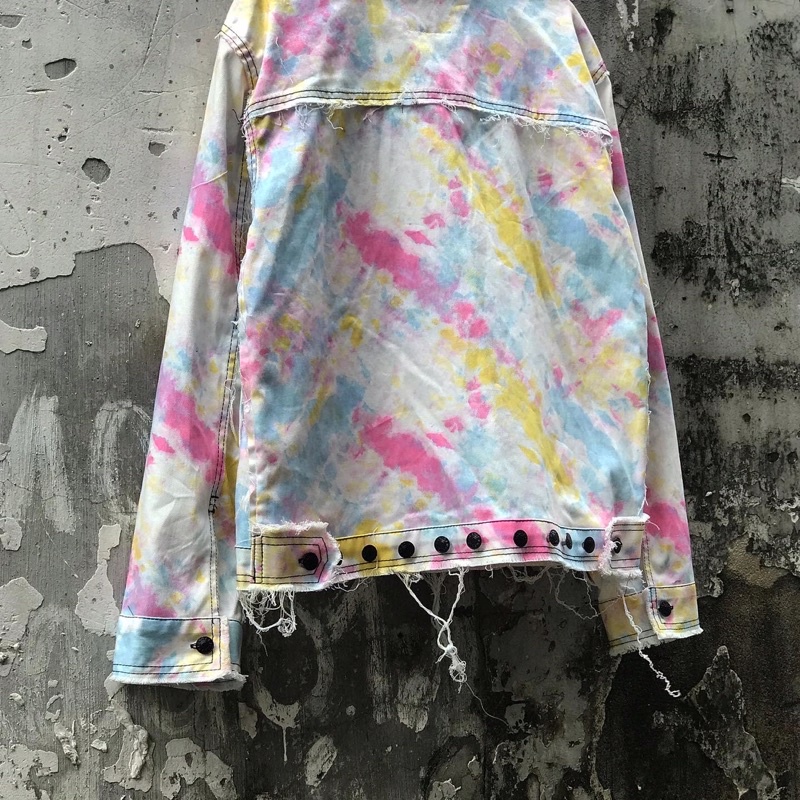 ÁO KHOÁC “TVD ÁO KHOÁC NHUỘM MÀU KỶ NIỆM”