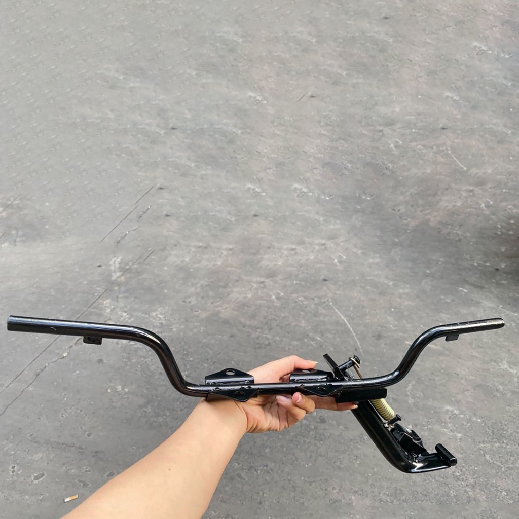 GÁC CHÂN TRƯỚC  CHỐNG NGHIÊNG XE CUB 82