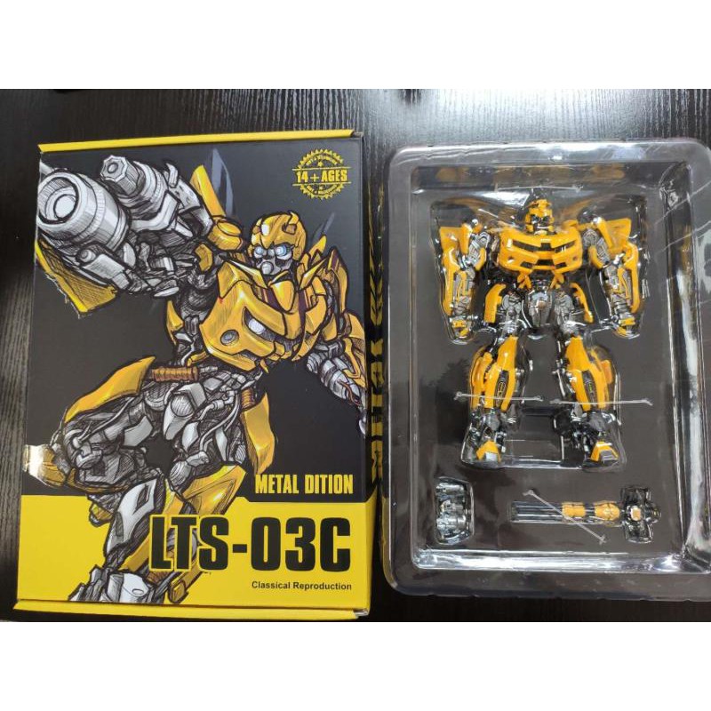 Mô hình Transformers Legendary Toys Bumblebee LTS-03C