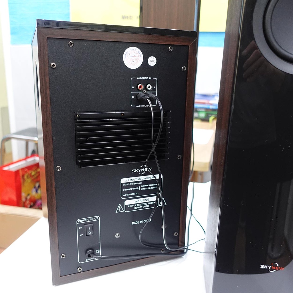 Loa vi tính bluetooth công suất lớn Skynew SKN-325 mới nhất 2023 Chất âm Cực Hay, hát karaoke - Bảo hành 1 năm