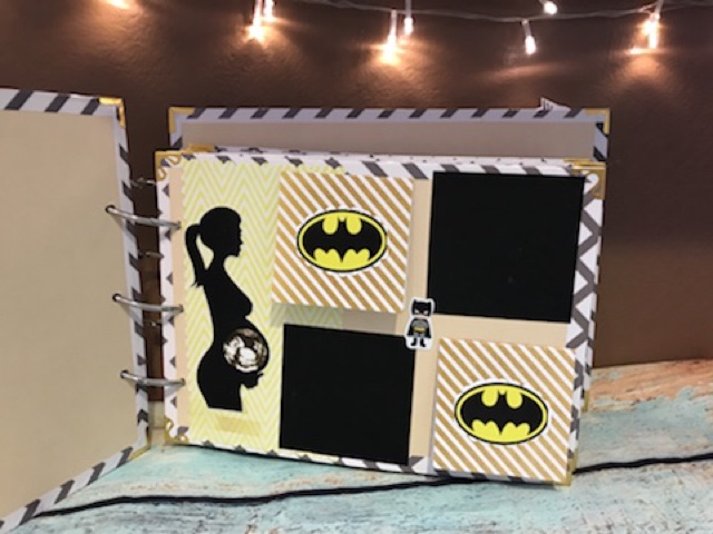 Scrapbook chủ đề Batman cho bé