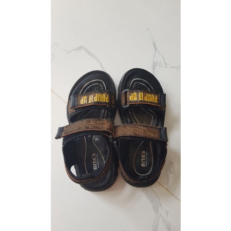 Thanh lí sandal bitas bé trai