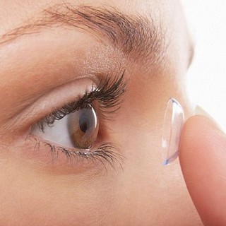 Kính áp tròng trong suốt Chính Hãng (0.5 đến 20 độ cận)