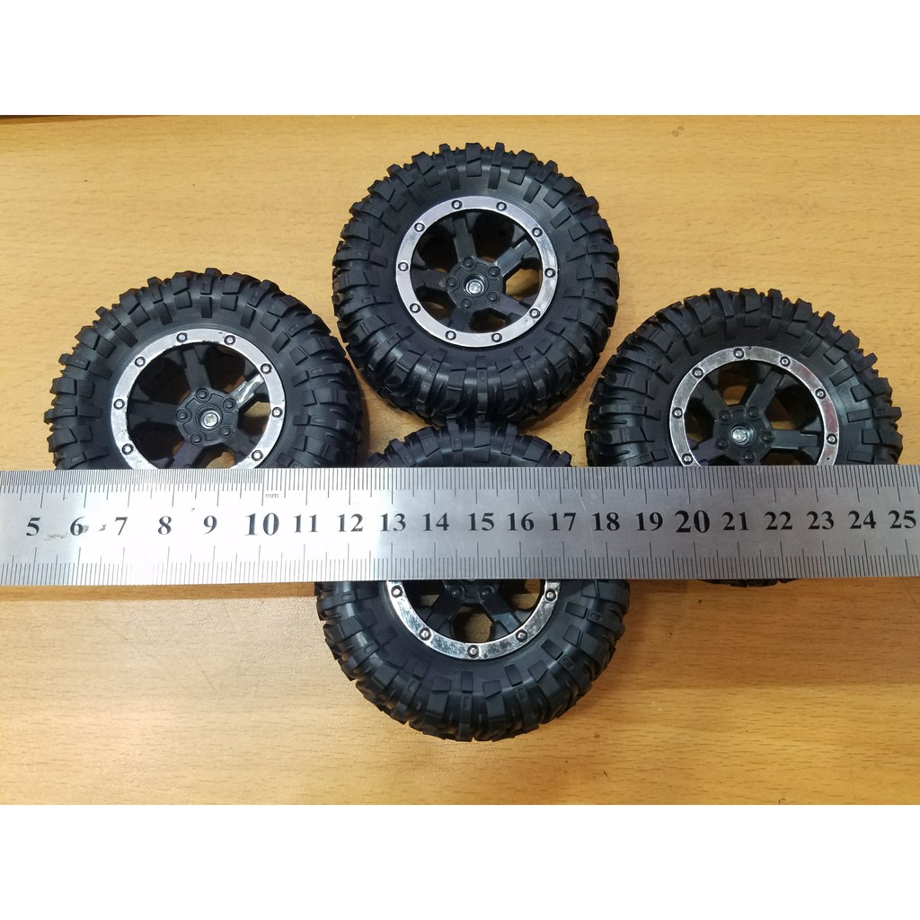 Xuongpinoto xin giới thiệu Bánh xe cao su cỡ lớn đường kính 78mm ,hàng mới 100%,giá 1 chiếc