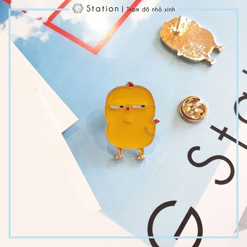 Pin cài áo gà cau có stickers zalo chat siêu cute - GC114