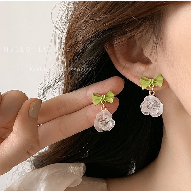 Khuyên Tai Nữ Hình Bông Hoa Hồng Dễ Thương