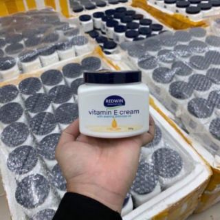 Kem dưỡng vitamin E Redwin Úc