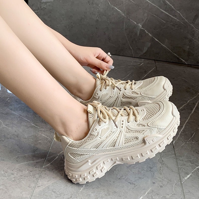 Giày MWC 0723 - Giày Thể Thao Nữ, Sneaker Da Siêu Êm Chân Đế Độn 4CM Hot Trend