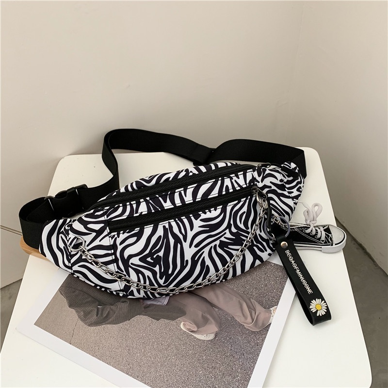 Túi Đeo Chéo Họa Tiết Bò Sữa Phong Cách Thể Thao Mới