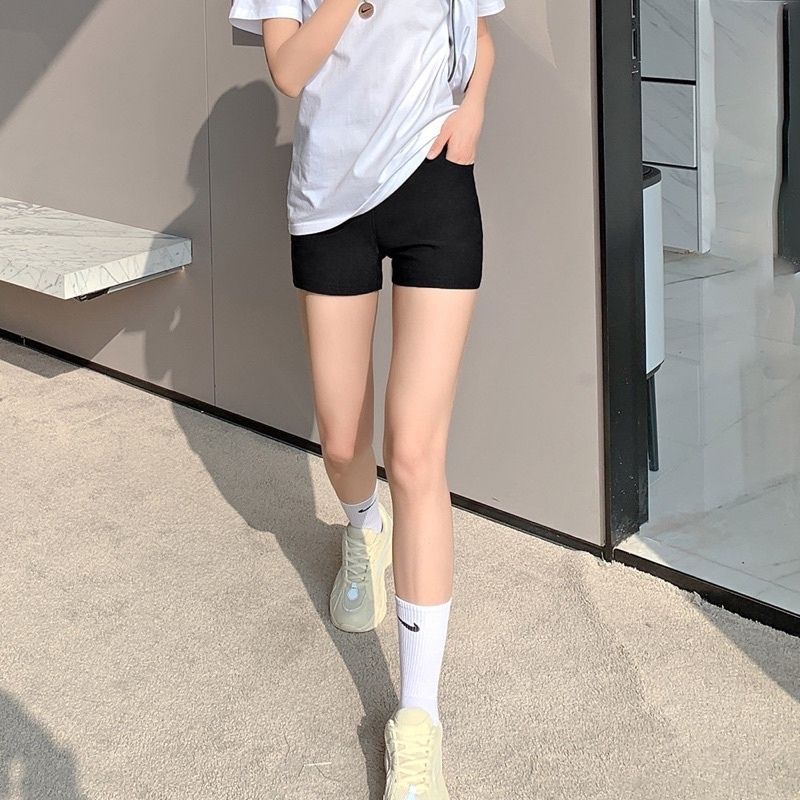 Quần short nữ HOT trend Idol Hàn cạp cao chất liệu Uni Hàn,Quần đùi nữ ôm eo cực tôn dáng | BigBuy360 - bigbuy360.vn