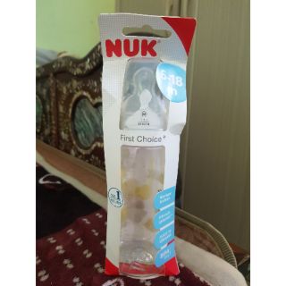 Bình sữa Nuk. Dung tích 300ml