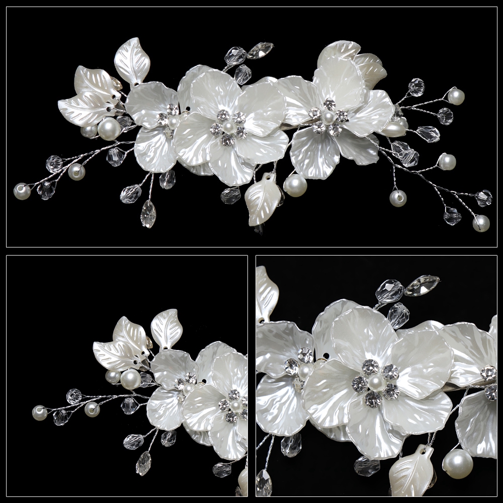 Kẹp tóc hình hoa xinh đẹp cho cô dâu