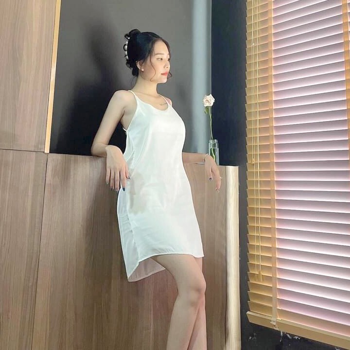 Đầm ngủ phi lụa hở lưng sexy Váy ngủ hai dây chéo lưng cao cấp