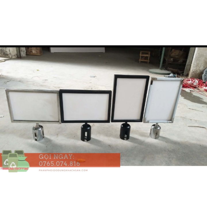 Bảng cắm cột chắn, Bảng thông báo cắm trên đầu cột chắn inox, Bảng menu gắn cột chắn inox khổ A4, A5, A3
