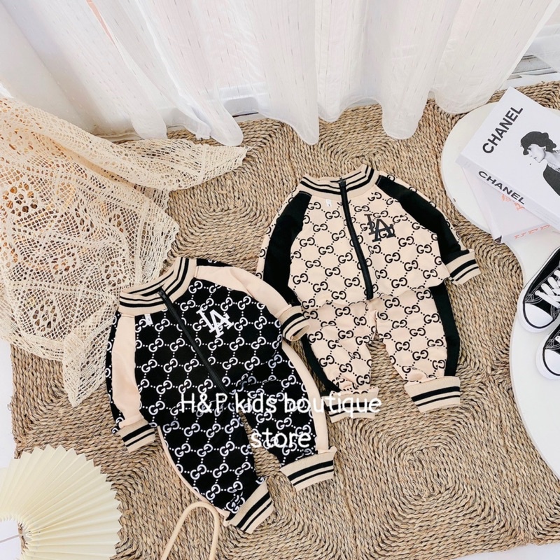 Bộ nỉ da cá cổ trụ cho bé trai phong cách hàn quốc