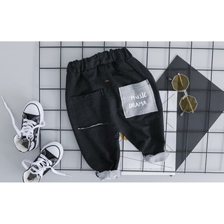Set sơ mi caro quần jeans đen
