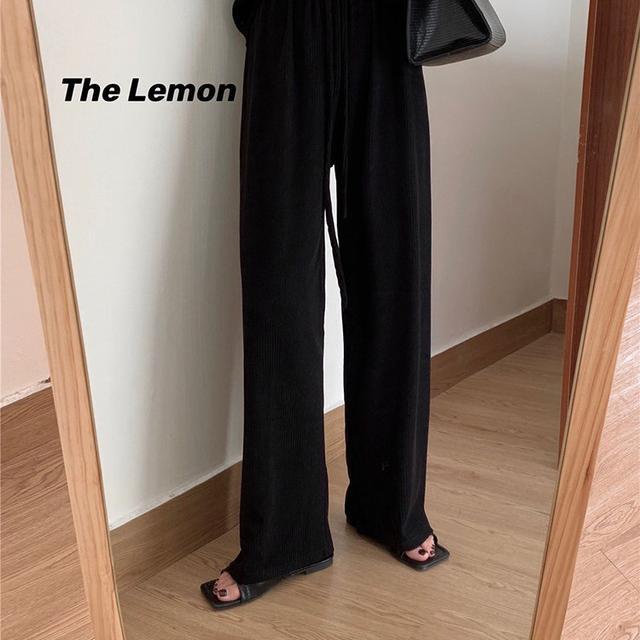 Quần lưng cao phong cách Hàn Quốc mới năm 2021