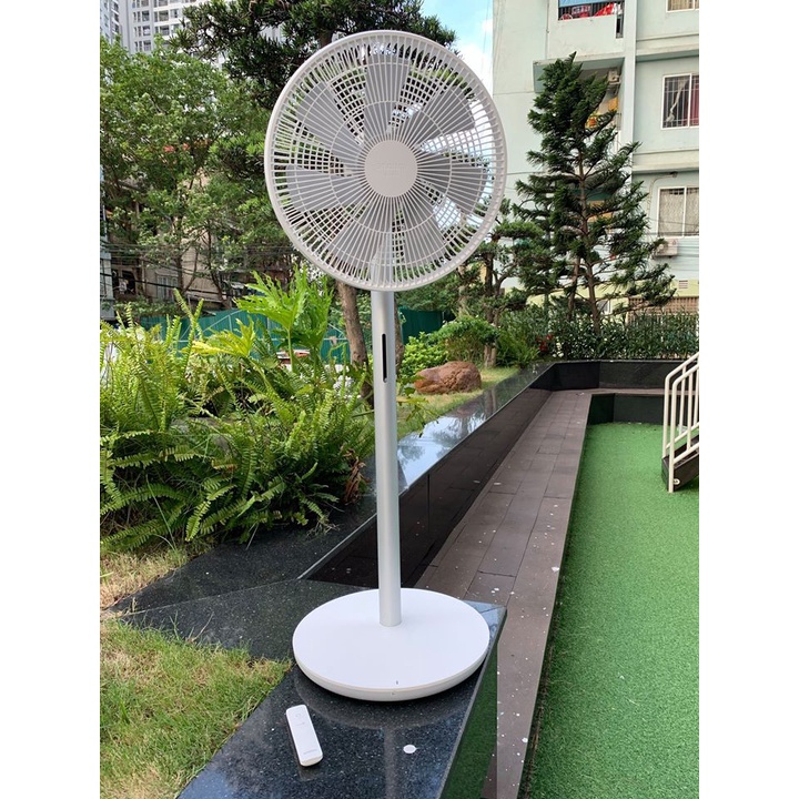 Quạt đứng tích điện XM Smartmi 3 có điều khiển bản quốc tế