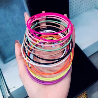 Bông tai tròn nhiều màu sắc