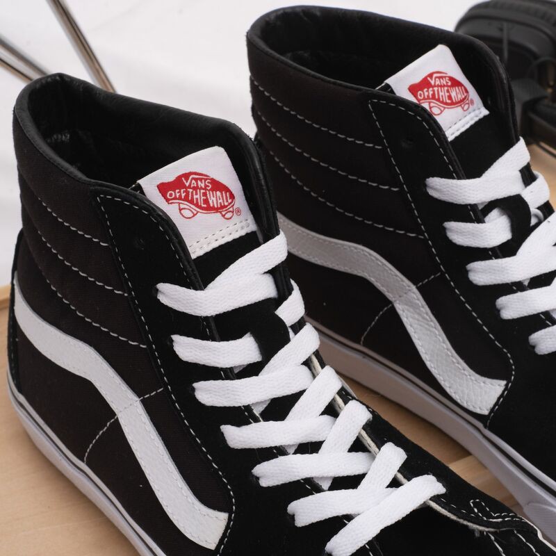 Giày Sneakers Thể Thao Cổ Cao Sk8 Phối Màu Đen Trắng Dễ Phối Đồ Chính Hãng 100%