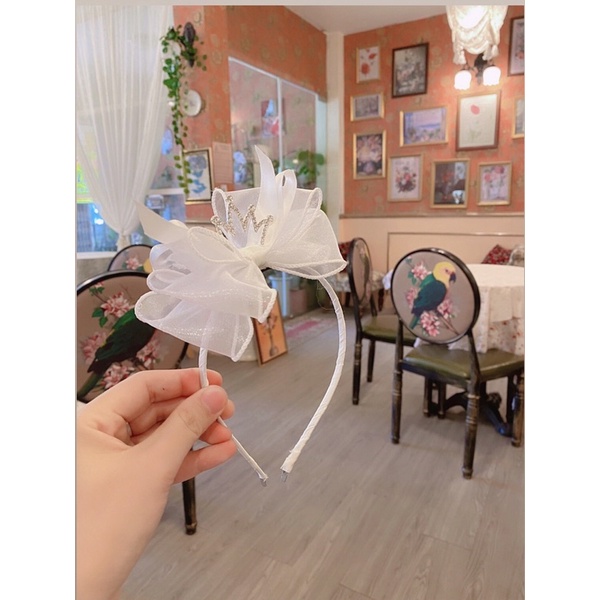 Cài tóc vương miện bé gái bản nơ trắng điệu đà
