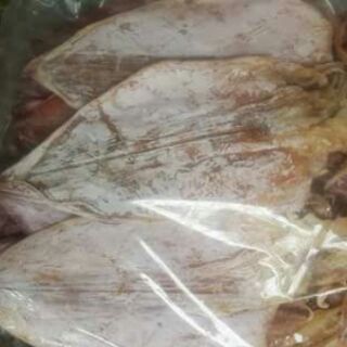 500g mực khô size đại (9 con/ kg)