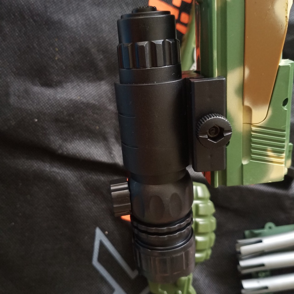 Đồ Chơi nhựa giả làm bộ đội loại sug laze kéo cò kèm 5 hít 1869