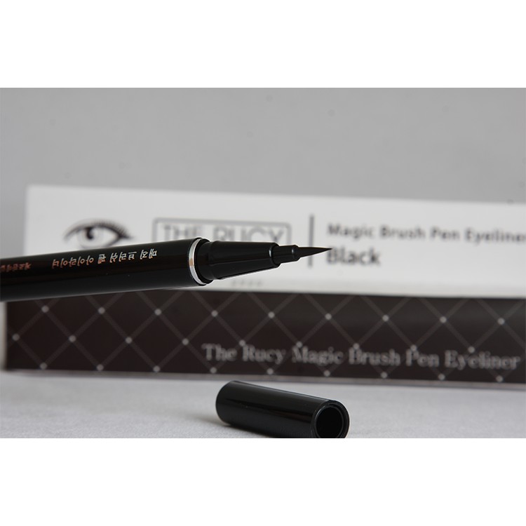 Bút lông kẻ mắt The Rucy Magic Brush Pen Eyeliner Black 0.5g