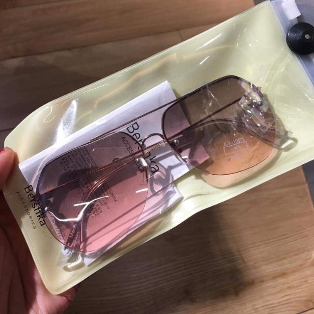 Kính mat bks